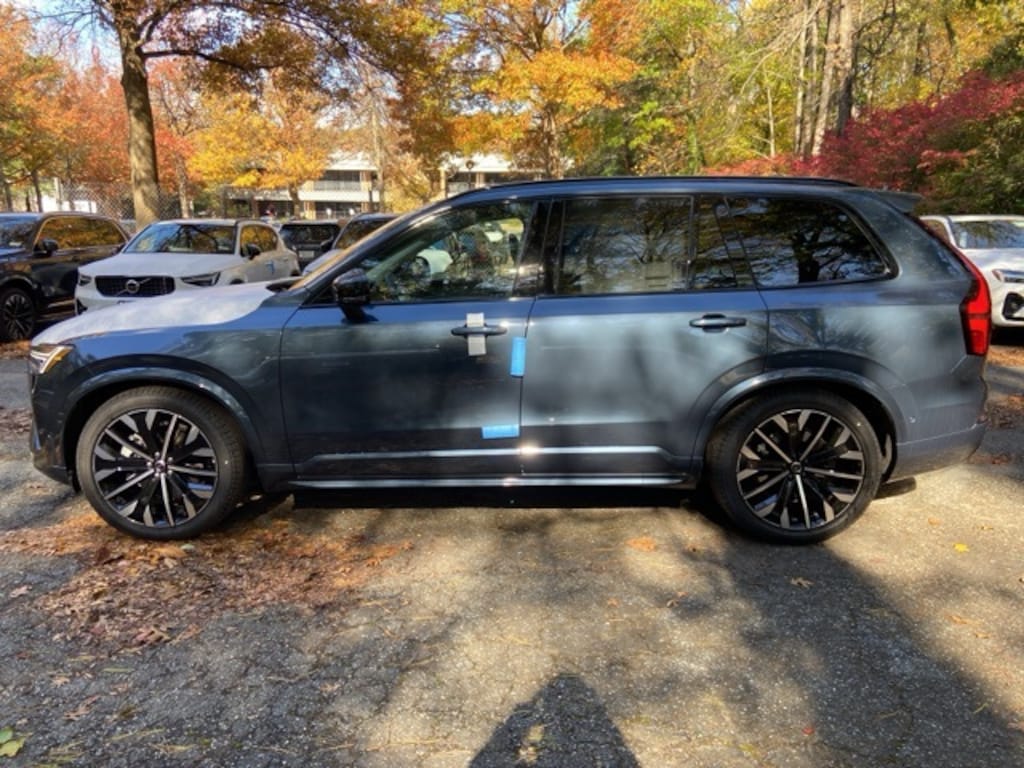 New 2026 Volvo XC90 B6 Ultra Dark Theme 7-Seater SUV