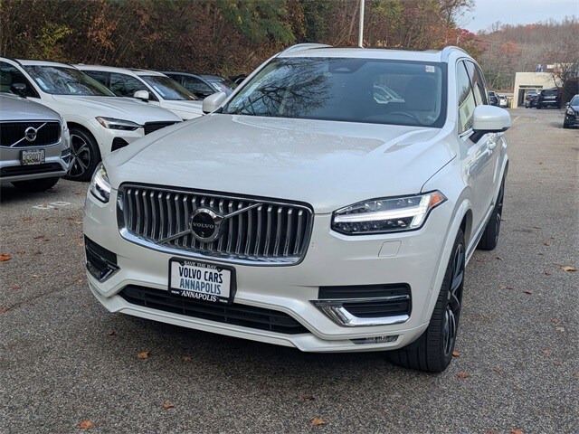 2024 Volvo XC90 B5 Plus photo 2