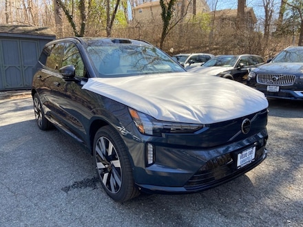 2025 Volvo EX90 Twin Motor Plus 6-Seater SUV