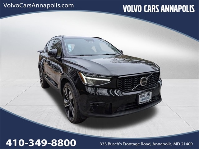 2023 Volvo XC40 Plus's photo