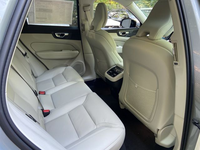 2026 Volvo XC60 Ultra - Photo 16