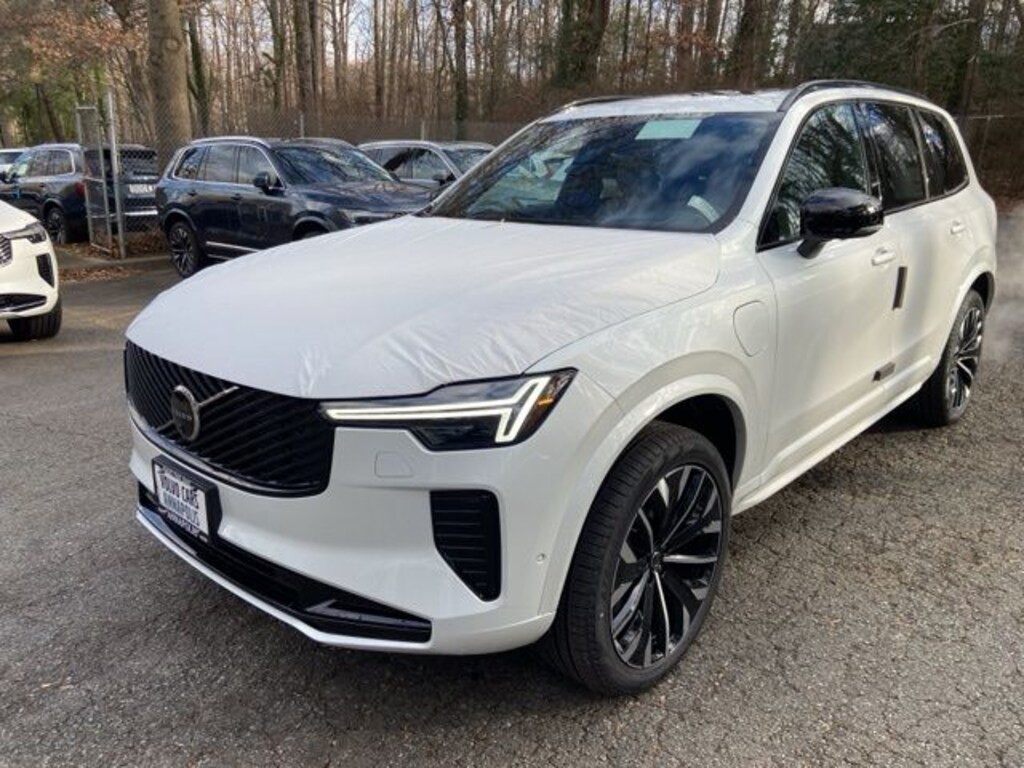 New 2026 Volvo XC90 plug-in hybrid T8 Ultra Dark Theme 7-Seater SUV
