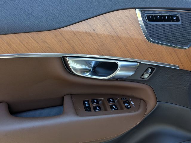 2023 Volvo XC90 Plus - Photo 25
