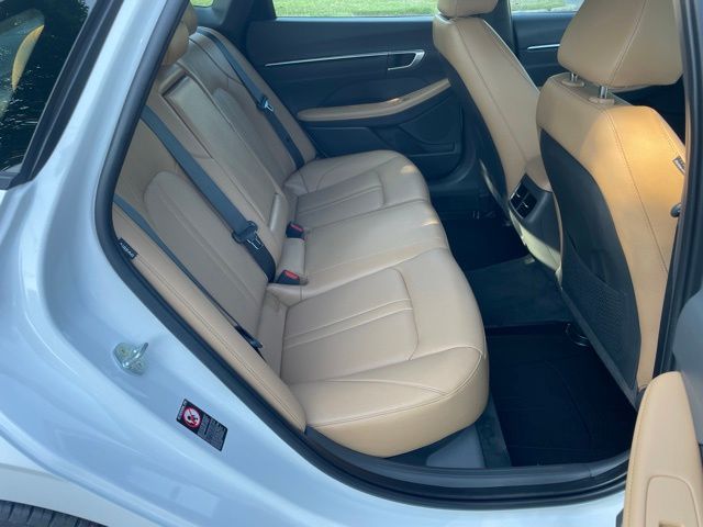 2021 Hyundai Sonata Limited - Photo 14
