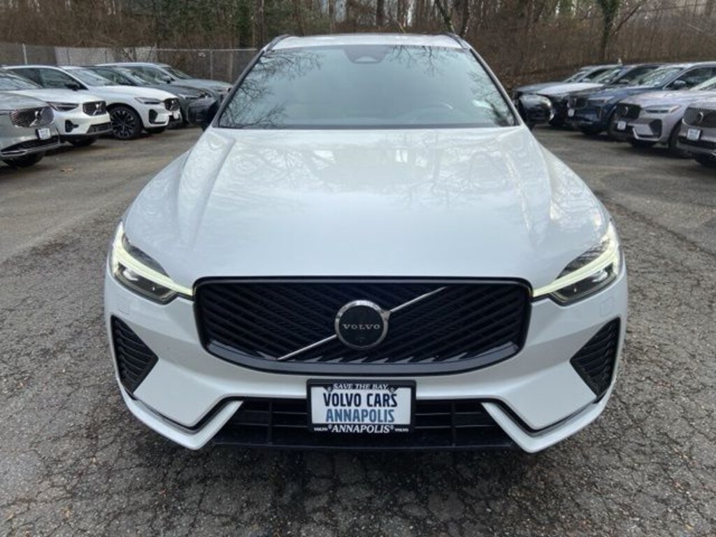 New 2026 Volvo XC60 B5 Plus SUV