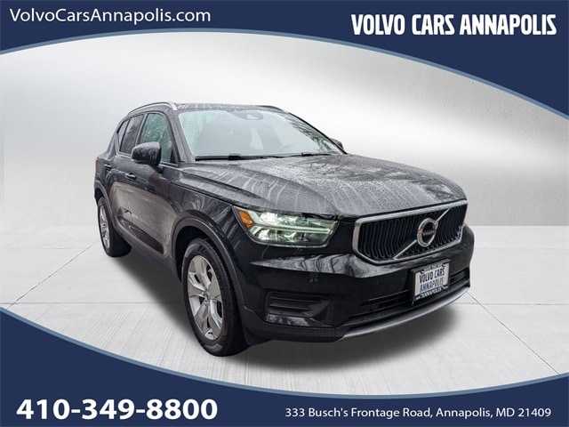 2020 Volvo XC40 Momentum's photo