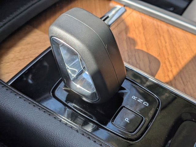2023 Volvo XC90 Plus - Photo 19