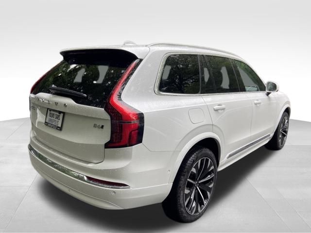 2026 Volvo XC90 Plus - Photo 7