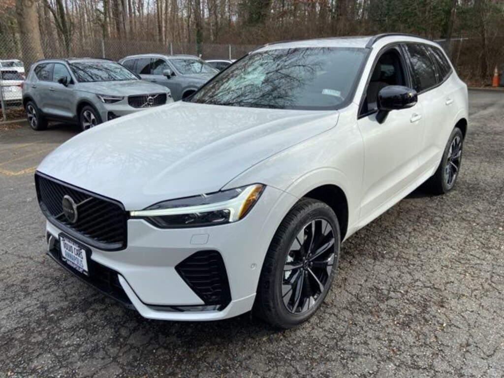 New 2026 Volvo XC60 B5 Plus SUV