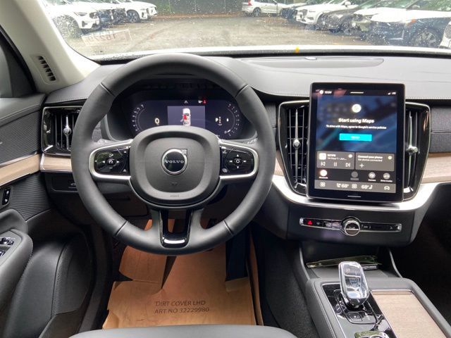 2026 Volvo XC90 Plus - Photo 13