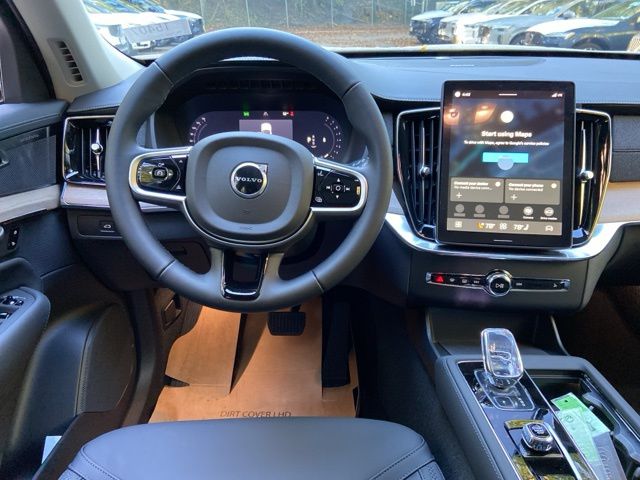 2026 Volvo XC90 Plus - Photo 13