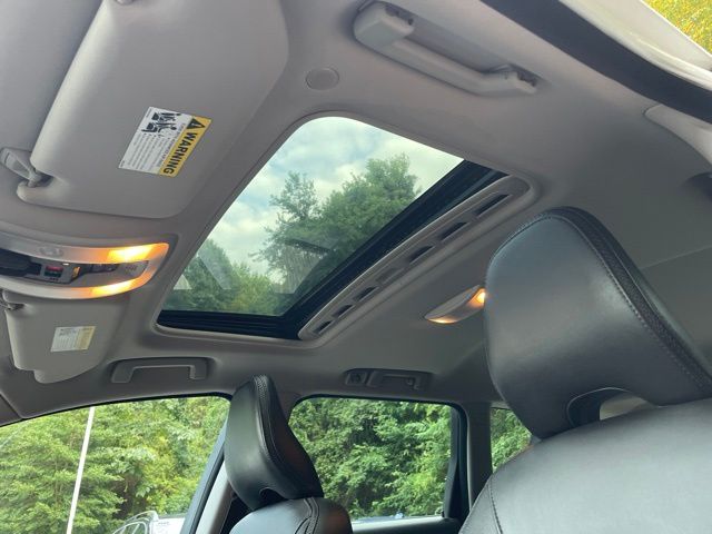 2016 Volvo XC70 22