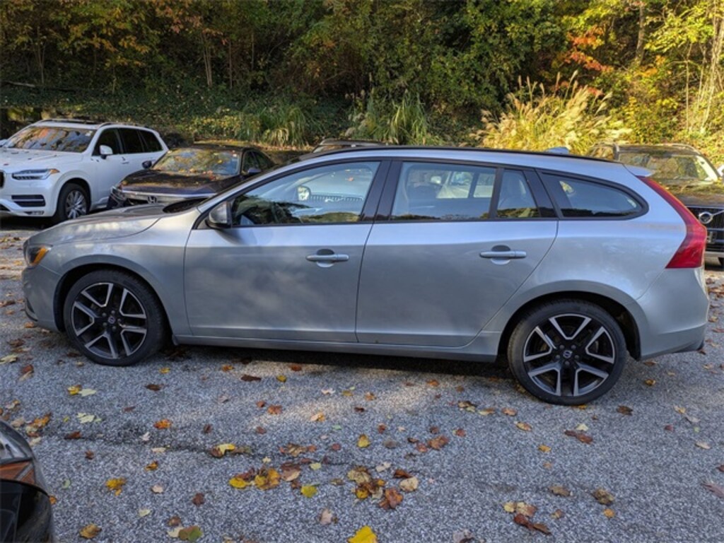 Used 2018 Volvo V60 T5 Dynamic Wagon