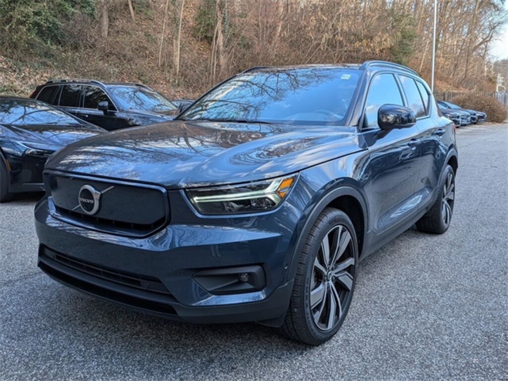 Certified 2022 Volvo XC40 Recharge Twin Pure Electric Ultimate SUV