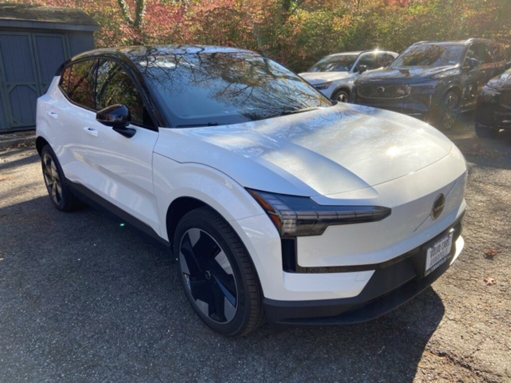 New 2025 Volvo EX30 Twin Motor Plus SUV