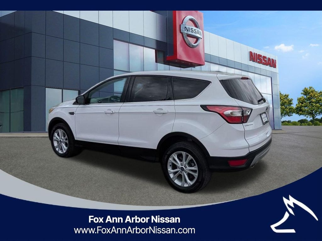 Used 2017 Ford Escape SE SUV