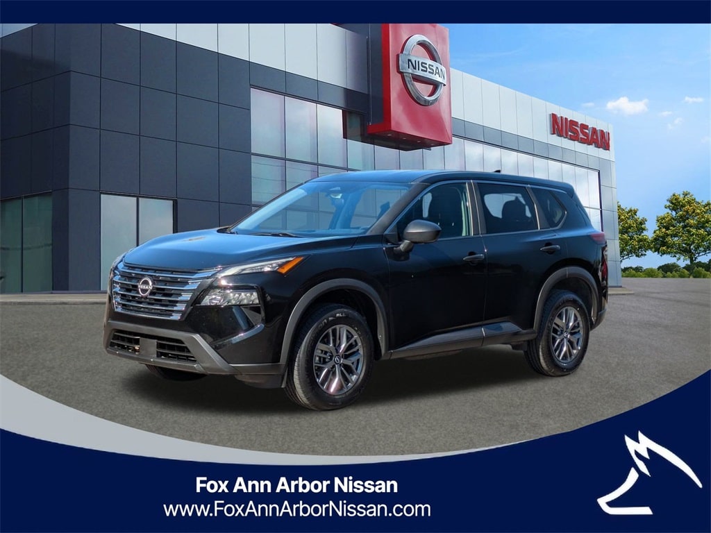 2024 Nissan Rogue S's photo