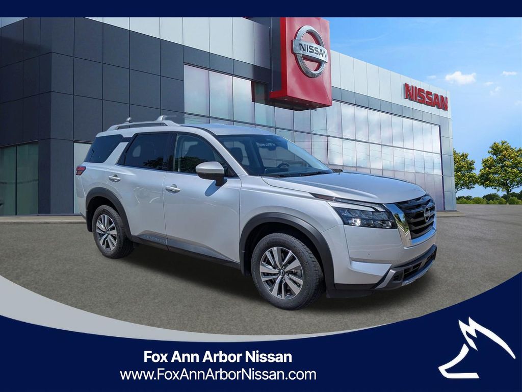 2025 Nissan Pathfinder SL - Photo 7