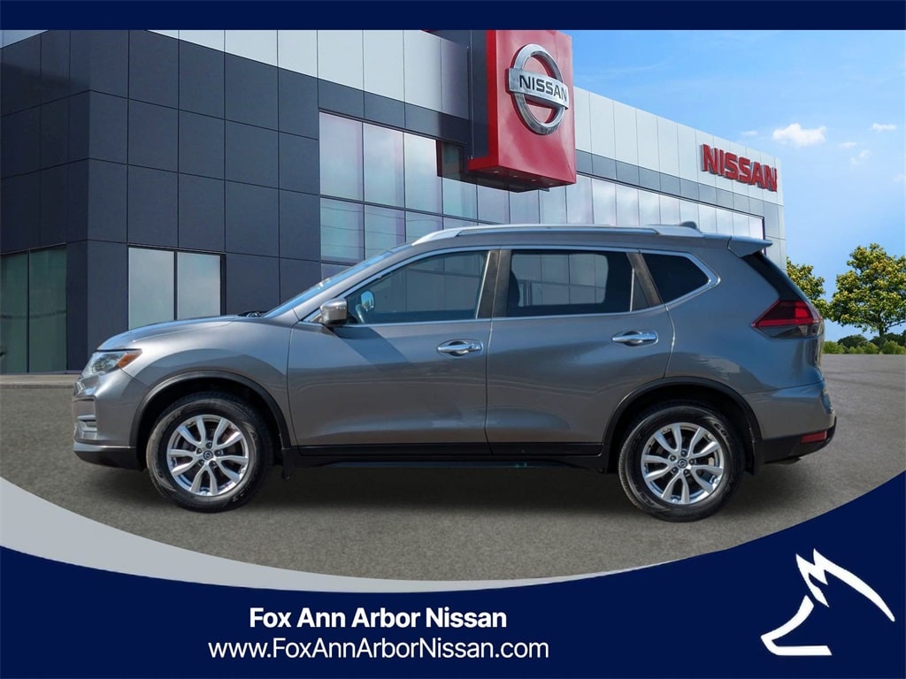 Used 2018 Nissan Rogue SV SUV