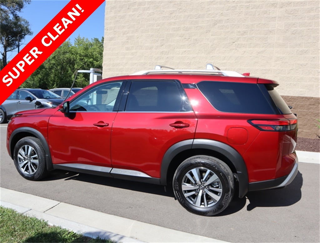 Used 2023 Nissan Pathfinder SL with VIN 5N1DR3CC9PC271366 for sale in Ann Arbor, MI