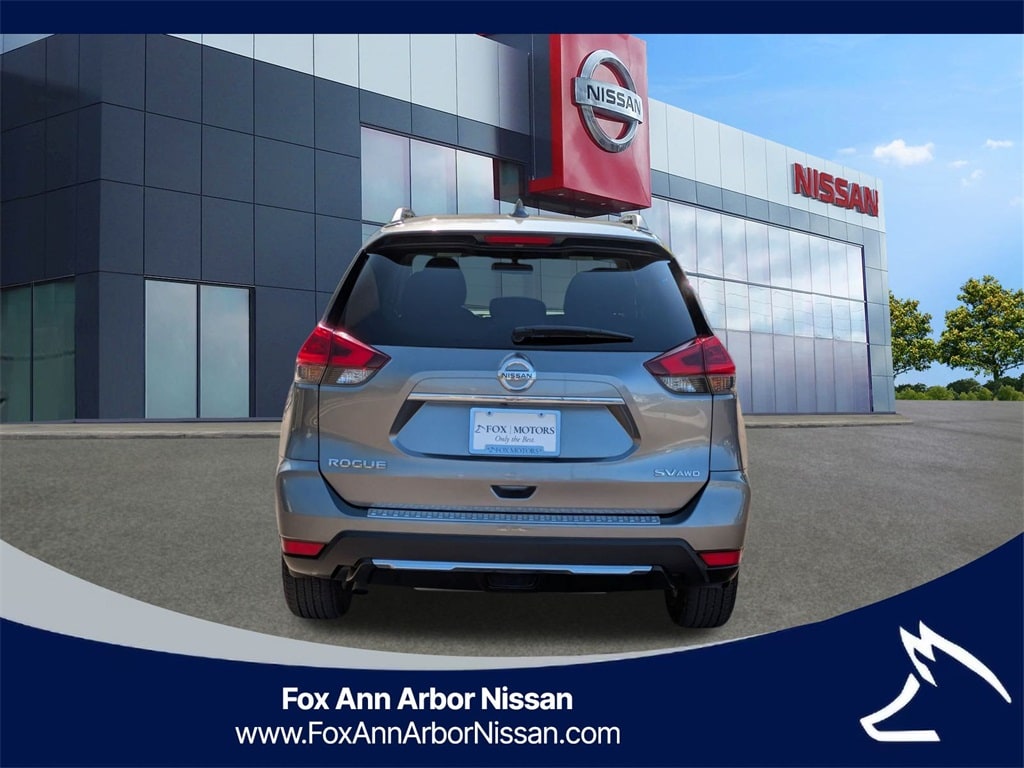 Used 2018 Nissan Rogue SV SUV