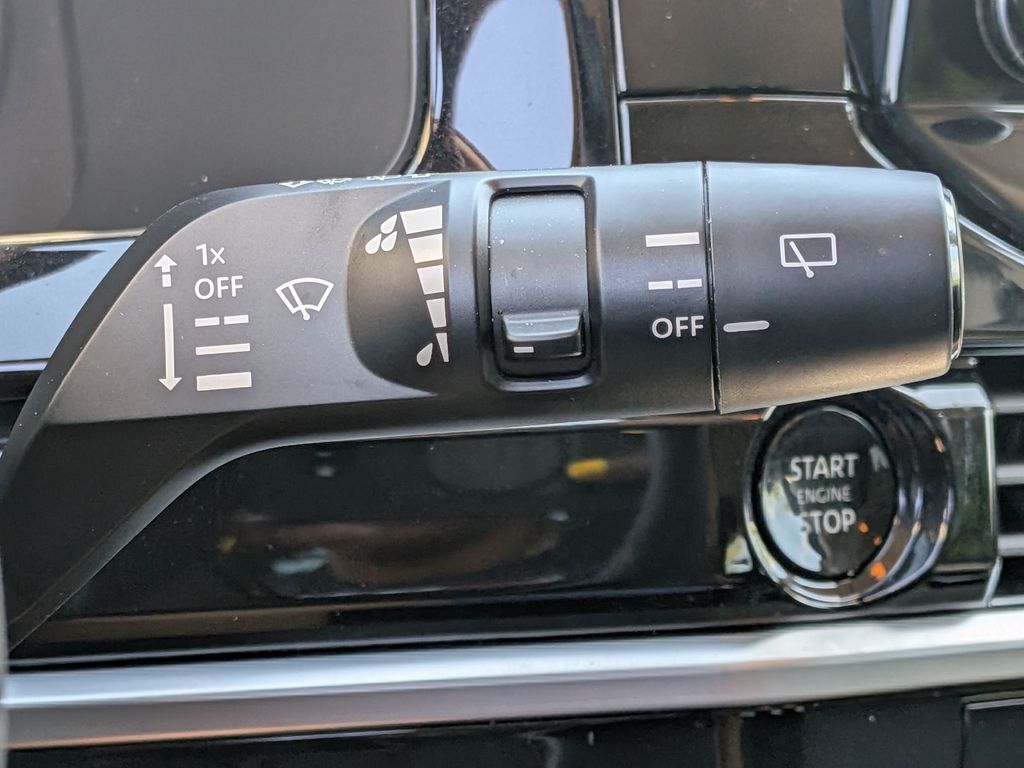 2025 Nissan Pathfinder SL - Photo 19