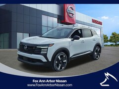 2026 Nissan Kicks SR SUV