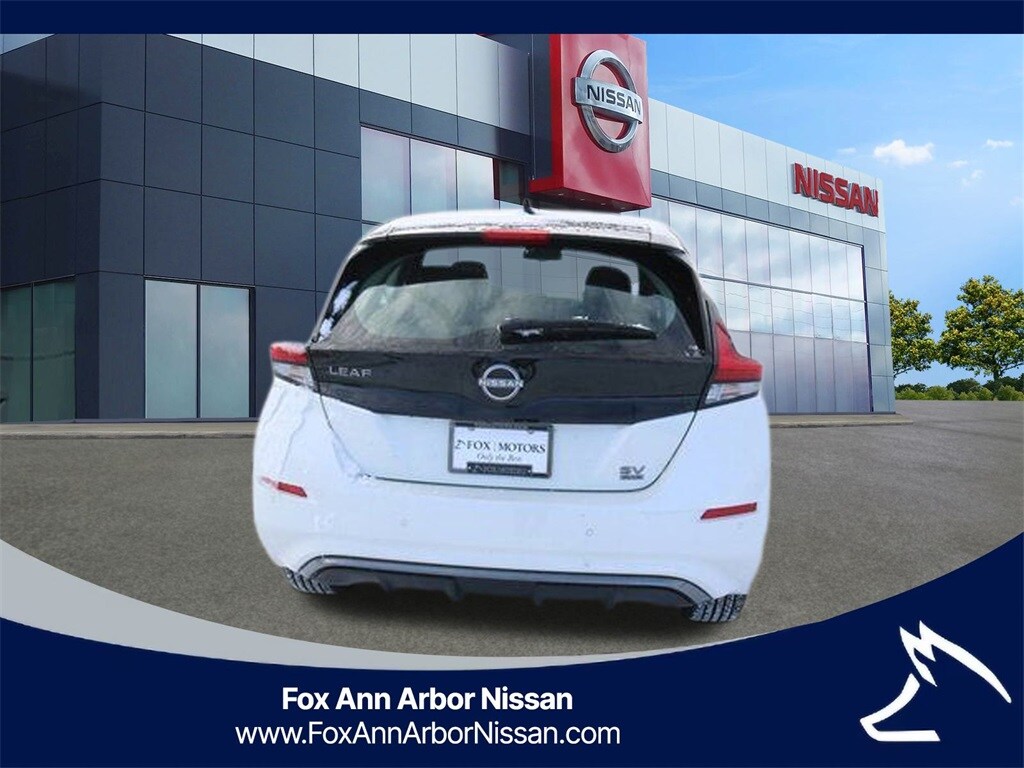 2025 Nissan Leaf SV Plus photo 4
