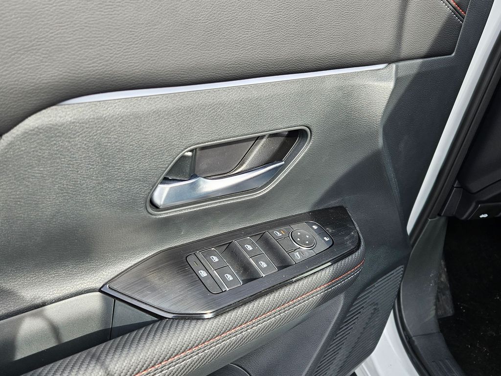 2026 Nissan KICKS SR AWD - Photo 16