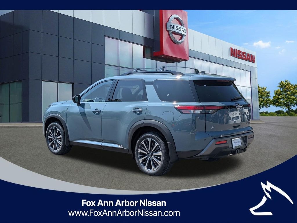 New 2026 Nissan Pathfinder Platinum SUV