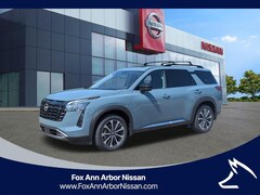 2026 Nissan Pathfinder Platinum SUV