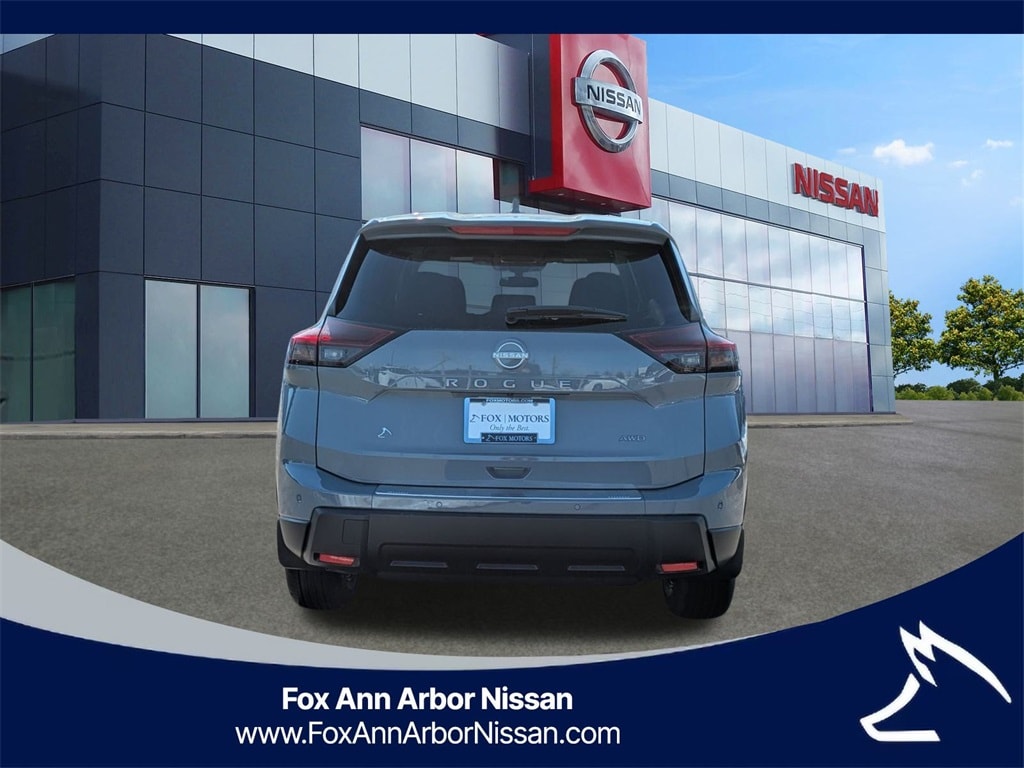 New 2026 Nissan Rogue SV SUV