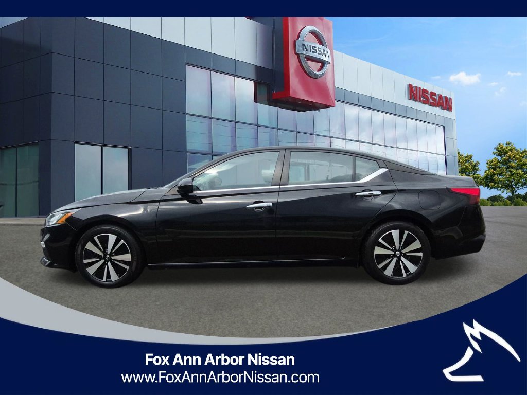 Used 2022 Nissan Altima 2.5 SV Sedan