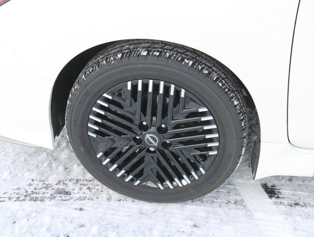 2025 Nissan Leaf SV PLUS - Photo 9