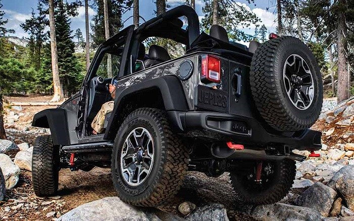 2016_Jeep_Wrangler_Rubicon_Rear_Forest.jpg