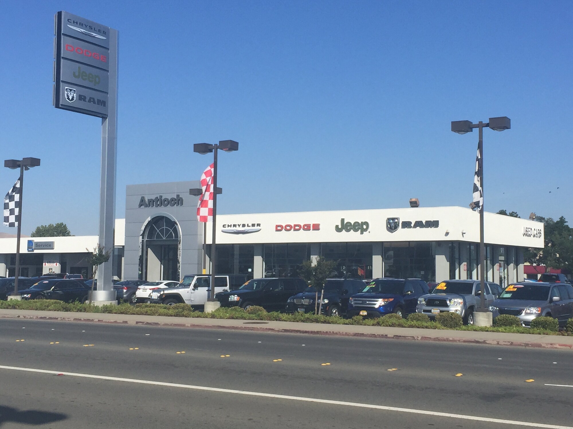 Antioch Chrysler Jeep Dodge New & Used Car Dealership