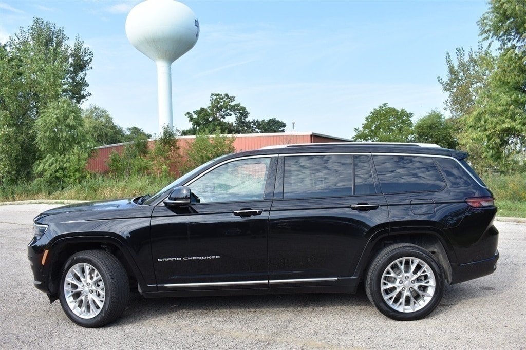 Used 2021 Jeep Grand Cherokee L Summit with VIN 1C4RJKET2M8127343 for sale in Antioch, IL