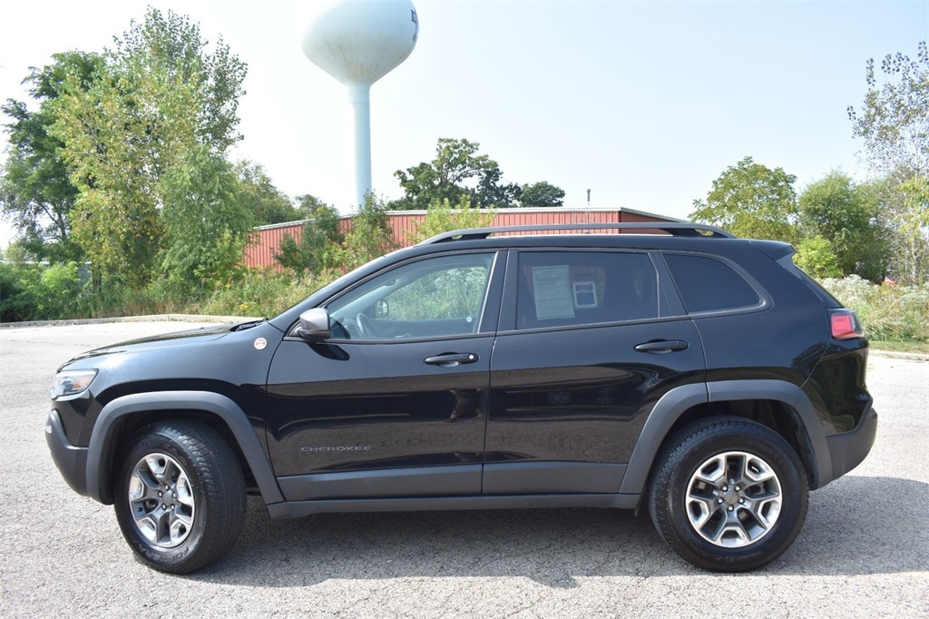 Used 2021 Jeep Cherokee Trailhawk with VIN 1C4PJMBX1MD131613 for sale in Antioch, IL