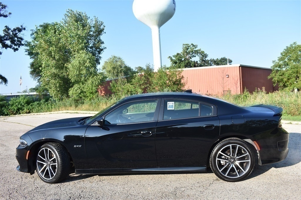 Used 2023 Dodge Charger R/T with VIN 2C3CDXCT5PH550479 for sale in Antioch, IL