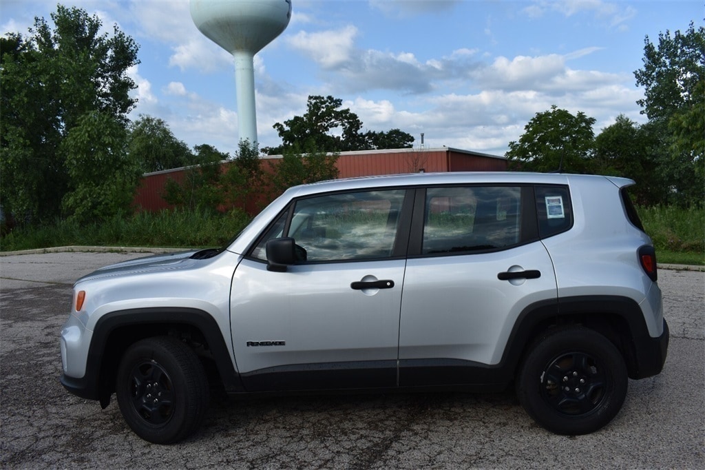Used 2021 Jeep Renegade Sport with VIN ZACNJDAB8MPN15657 for sale in Antioch, IL