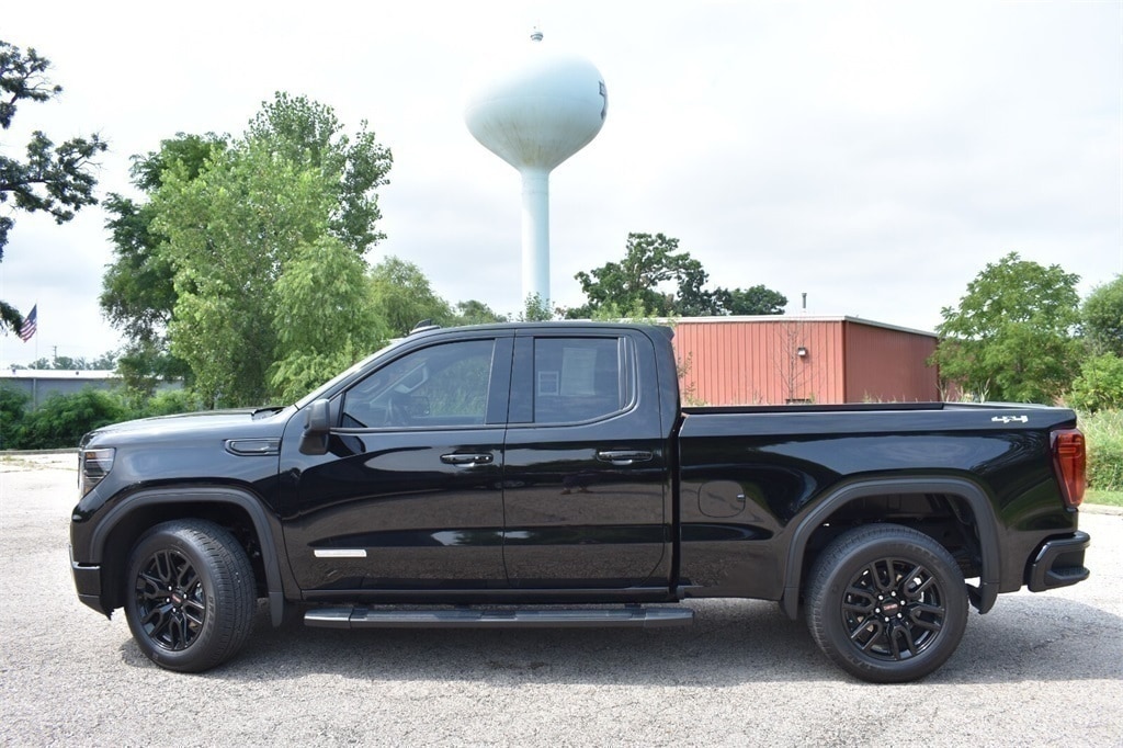 Used 2023 GMC Sierra 1500 Elevation with VIN 1GTRUCEK8PZ237400 for sale in Antioch, IL