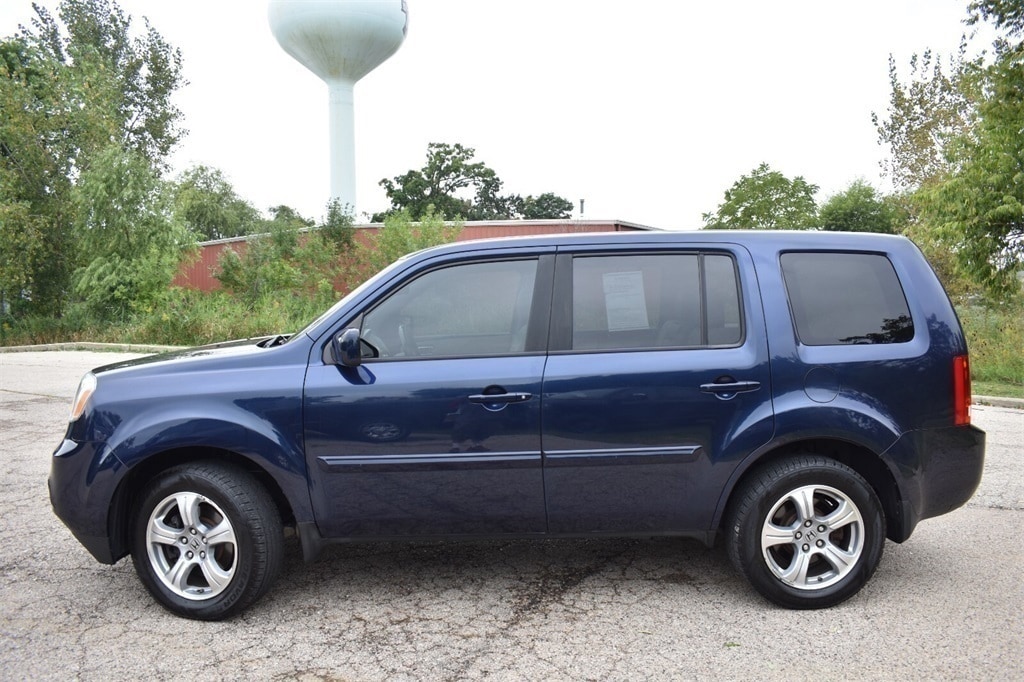 Used 2013 Honda Pilot EX-L with VIN 5FNYF4H51DB079341 for sale in Antioch, IL