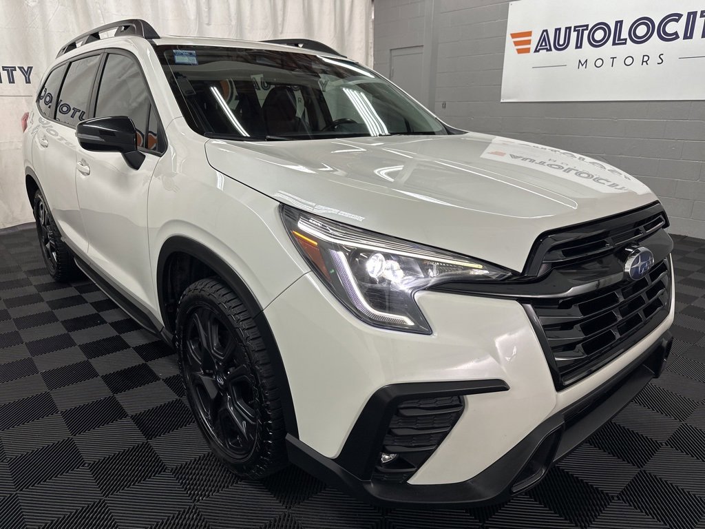2023 Subaru Ascent Onyx Edition photo 2