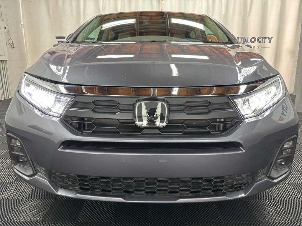 Used 2025 Honda Odyssey EX-L Van