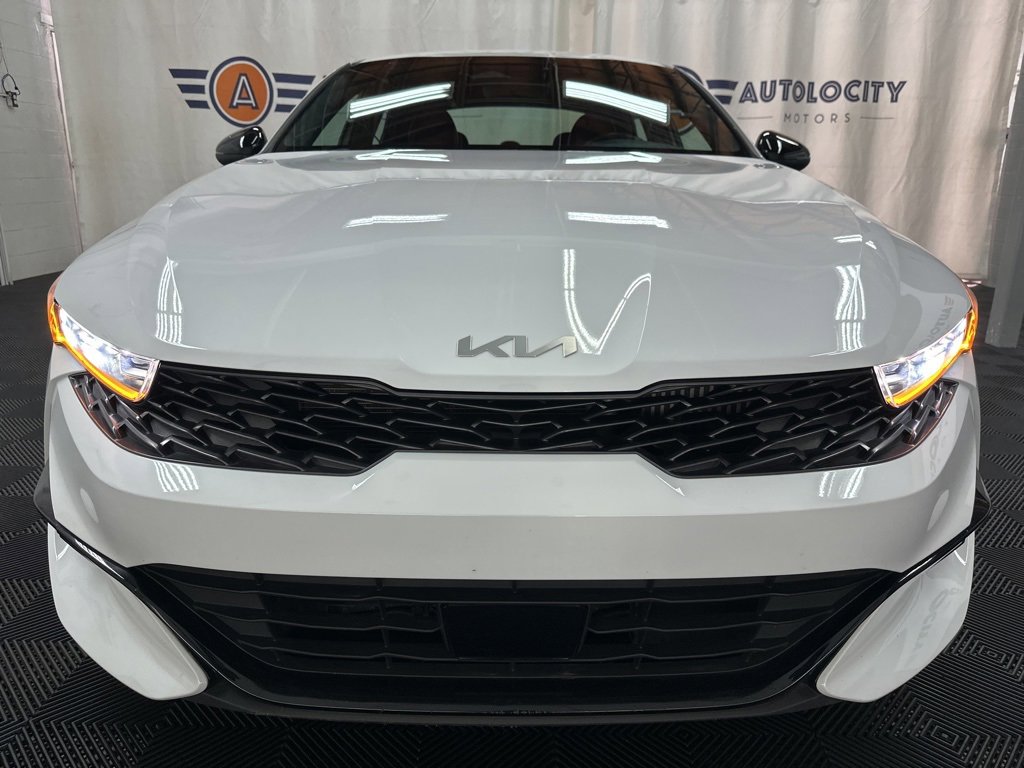 2023 Kia K5 GT-Line photo 2