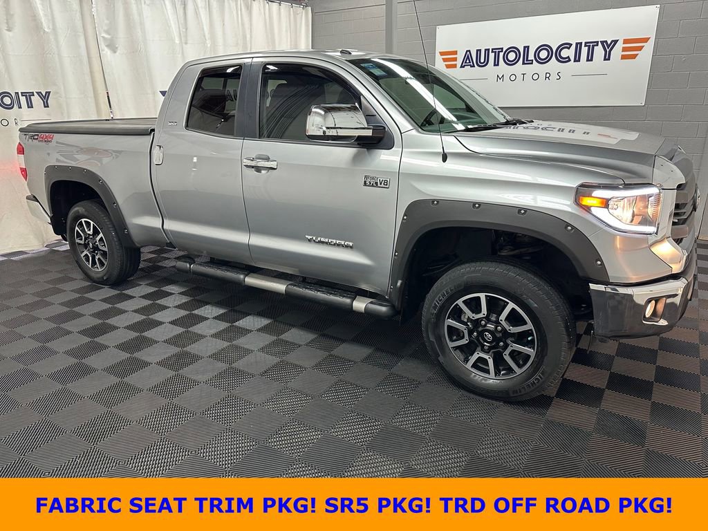 2015 Toyota Tundra 5.7 Auto 4WD SR5 Double Cab's photo