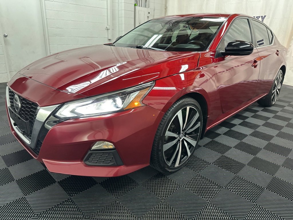 2020 Nissan Altima 2.5 SR photo 4