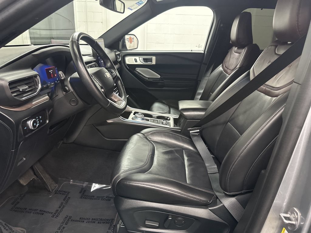 2022 Ford Explorer Platinum - Photo 18