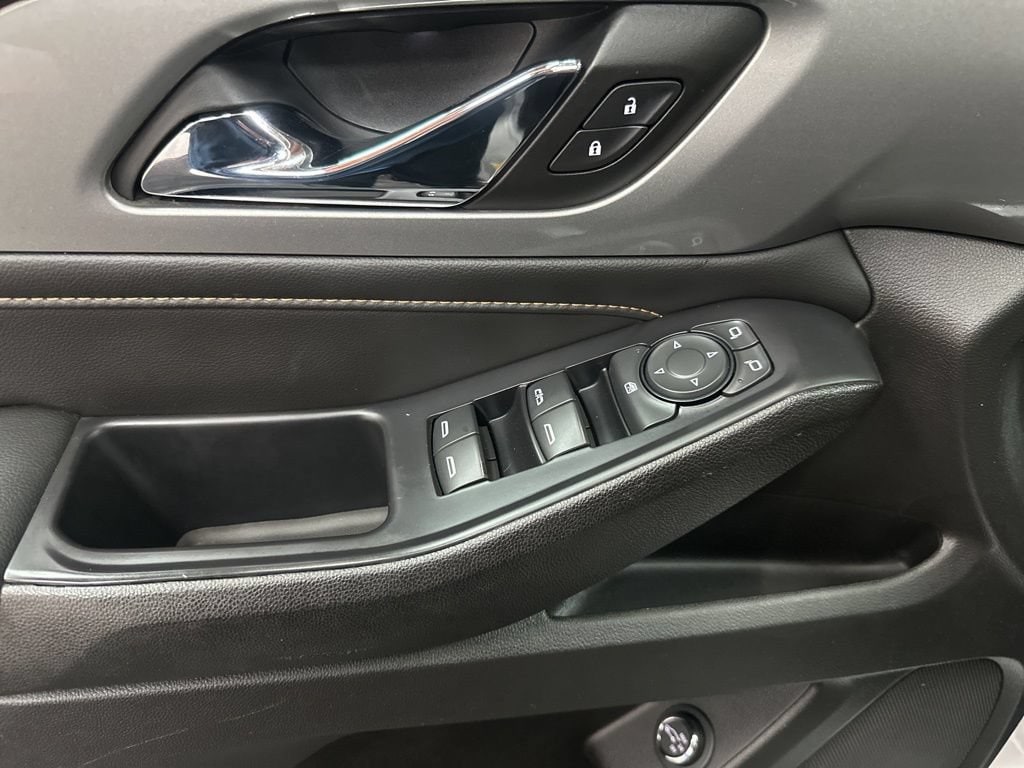 2021 Chevrolet Traverse RS - Photo 19