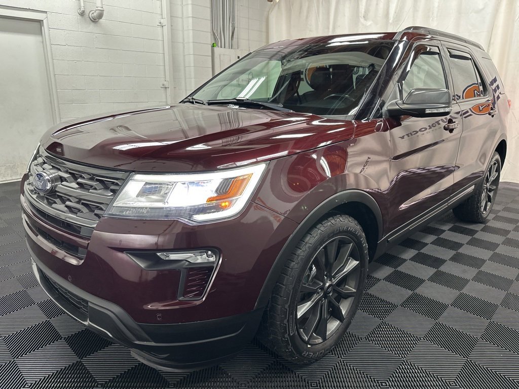 2018 Ford Explorer XLT photo 4